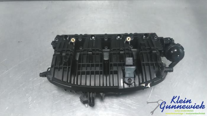 Używane Kolektor dolotowy Skoda Octavia Cena € 140,00 Procedura marży oferowane przez Klein Gunnewiek Autodemontage & Motorentechniek