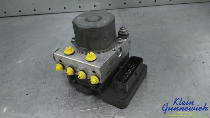 Used ABS pump Mercedes A-Klasse Price € 251,00 Margin scheme offered by Klein Gunnewiek Autodemontage & Motorentechniek