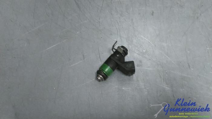 Usagé Injecteur (injection essence) Volkswagen Polo Prix € 15,00 Règlement à la marge proposé par Klein Gunnewiek Autodemontage & Motorentechniek