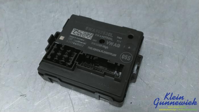 Used Computer, miscellaneous Volkswagen Golf Price € 70,00 Margin scheme offered by Klein Gunnewiek Autodemontage & Motorentechniek