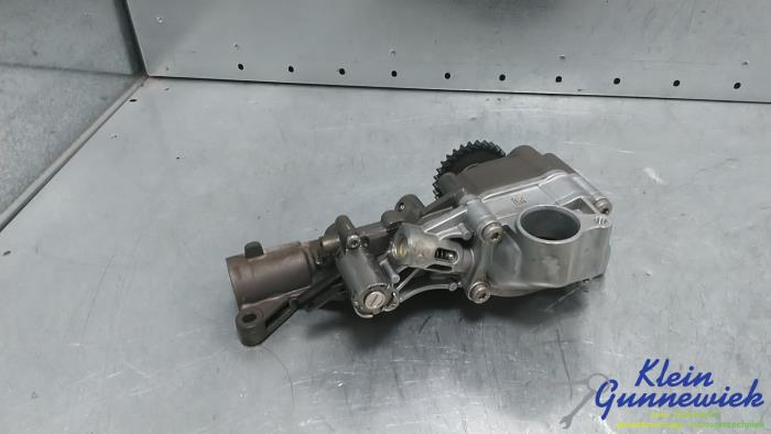 Gebrauchte Ölpumpe Mercedes GLC-Klasse Preis € 95,00 Margenregelung angeboten von Klein Gunnewiek Autodemontage & Motorentechniek