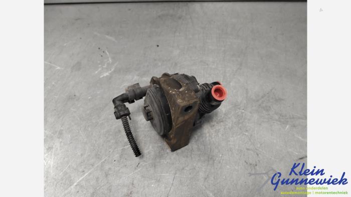 Begagnade Vattenpump BMW 1-Serie Pris € 27,00 Marginaltabell erbjuds av Klein Gunnewiek Autodemontage & Motorentechniek