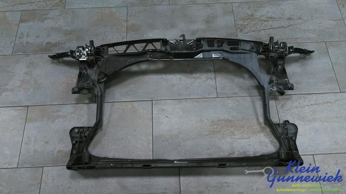 Begagnade Front Audi A6 Pris € 108,00 Marginaltabell erbjuds av Klein Gunnewiek Autodemontage & Motorentechniek