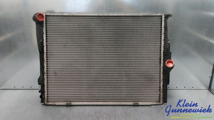 Usagé Radiateur BMW 3-Série Prix € 50,00 Règlement à la marge proposé par Klein Gunnewiek Autodemontage & Motorentechniek