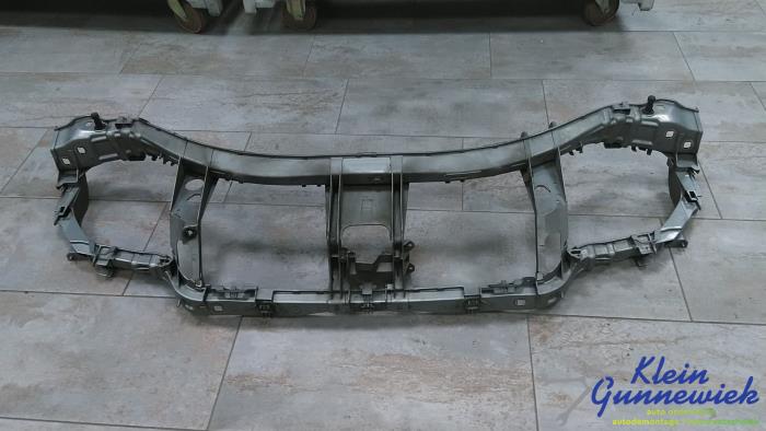 Begagnade Front Ford Mondeo Pris € 55,00 Marginaltabell erbjuds av Klein Gunnewiek Autodemontage & Motorentechniek
