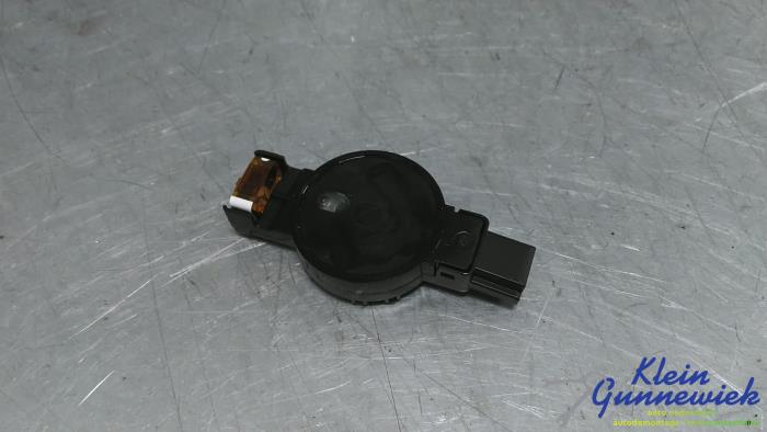 Begagnade Regnsensor Mini ONE Pris € 86,00 Marginaltabell erbjuds av Klein Gunnewiek Autodemontage & Motorentechniek