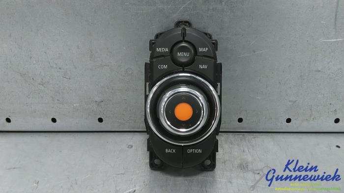 Usados Interruptor MMI Mini ONE Precio € 141,00 Norma de margen ofrecido por Klein Gunnewiek Autodemontage & Motorentechniek