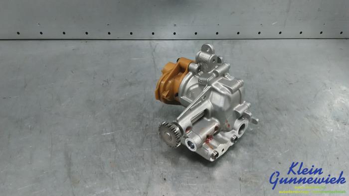 Begagnade Oljepump Mercedes B-Klasse Pris € 68,00 Marginaltabell erbjuds av Klein Gunnewiek Autodemontage & Motorentechniek