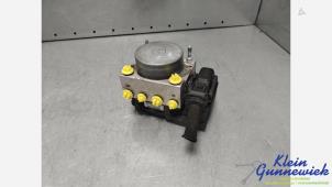 Begagnade ABS-pump Opel Corsa Pris € 334,00 Marginaltabell erbjuds av Klein Gunnewiek Autodemontage & Motorentechniek