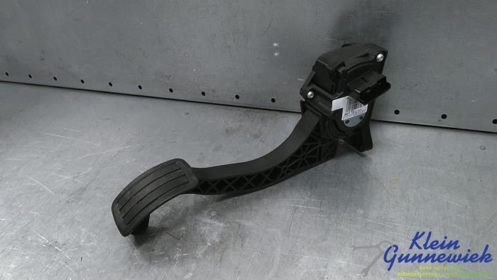 Begagnade Gaspedalsensor Opel Vivaro Pris € 24,00 Marginaltabell erbjuds av Klein Gunnewiek Autodemontage & Motorentechniek