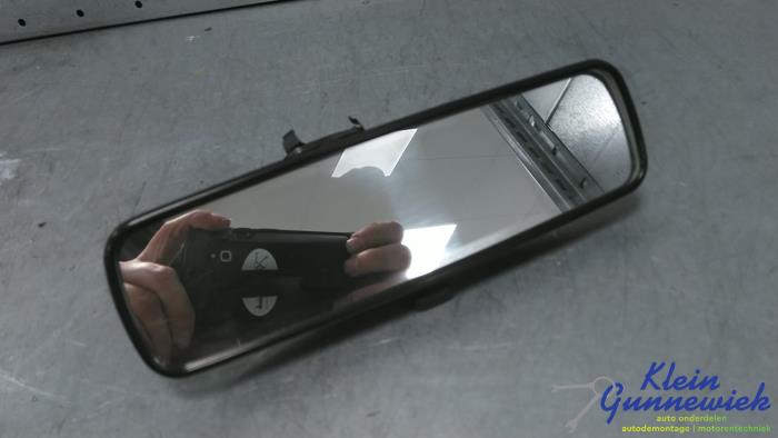 Używane Lusterko wewnetrzne Opel Vivaro Cena € 26,00 Procedura marży oferowane przez Klein Gunnewiek Autodemontage & Motorentechniek