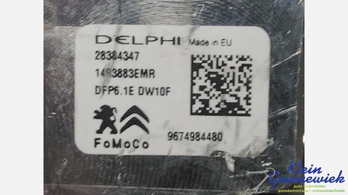 Mechanical fuel pump Ford Focus - 28384347 DELPHI