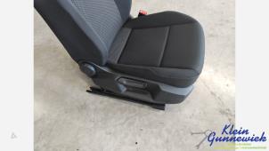 Used Seat, right Volkswagen Golf Price € 85,00 Margin scheme offered by Klein Gunnewiek Autodemontage & Motorentechniek