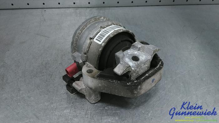 Used Engine mount Audi RS7 Price € 247,00 Margin scheme offered by Klein Gunnewiek Autodemontage & Motorentechniek