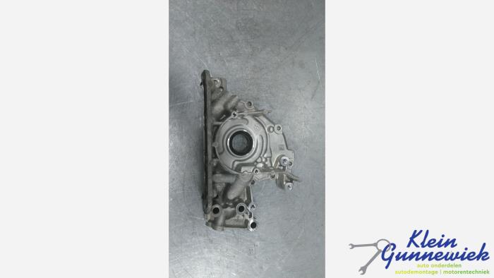 Używane Pompa oleju Audi A3 Cena € 77,00 Procedura marży oferowane przez Klein Gunnewiek Autodemontage & Motorentechniek