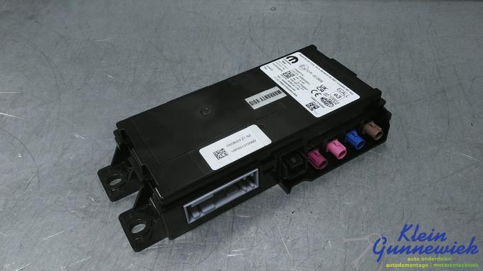 Begagnade Telefonmodul Fiat 500e Pris € 125,00 Marginaltabell erbjuds av Klein Gunnewiek Autodemontage & Motorentechniek