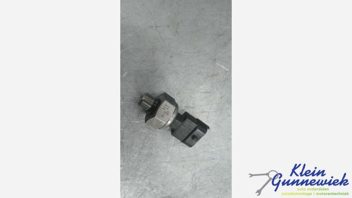 Begagnade Sensor (övriga) Opel Zafira Pris € 65,00 Marginaltabell erbjuds av Klein Gunnewiek Autodemontage & Motorentechniek
