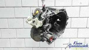 Używane Skrzynia biegów Citroen C3 Cena € 250,00 Procedura marży oferowane przez Klein Gunnewiek Autodemontage & Motorentechniek