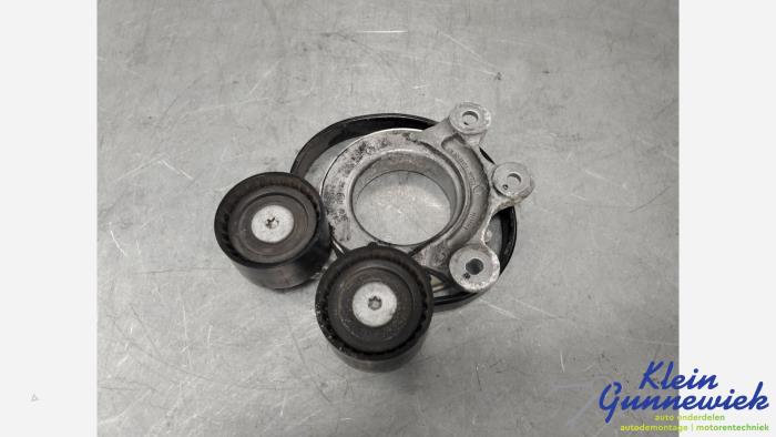 Usados Rodillo tensor correa múltiple Mini ONE Precio € 50,00 Norma de margen ofrecido por Klein Gunnewiek Autodemontage & Motorentechniek