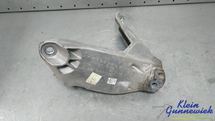 Used Engine mount Audi E-Tron Price € 25,00 Margin scheme offered by Klein Gunnewiek Autodemontage & Motorentechniek