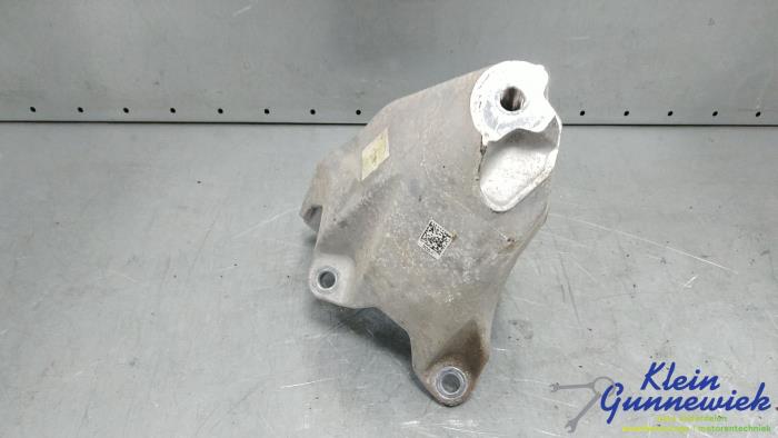 Used Engine mount Audi E-Tron Price € 25,00 Margin scheme offered by Klein Gunnewiek Autodemontage & Motorentechniek