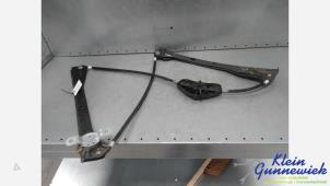 Begagnade Fönstermekanism, 4-dörrars, vänster fram Volkswagen Golf Pris € 35,00 Marginaltabell erbjuds av Klein Gunnewiek Autodemontage & Motorentechniek