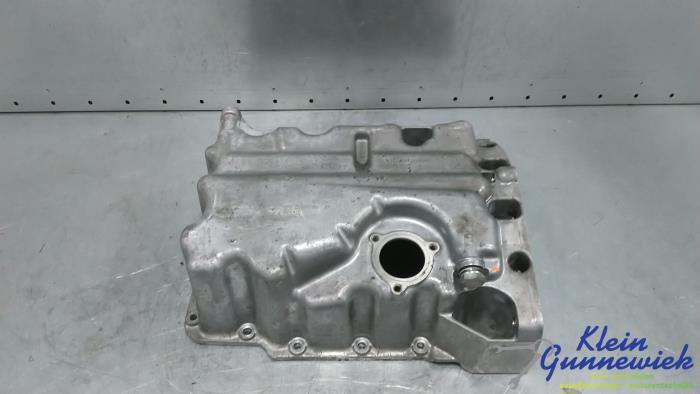 Usagé Couvercle carter Skoda Rapid Prix € 45,00 Règlement à la marge proposé par Klein Gunnewiek Autodemontage & Motorentechniek