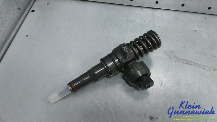 Usagé Injecteurs Volkswagen Passat Prix € 50,00 Règlement à la marge proposé par Klein Gunnewiek Autodemontage & Motorentechniek