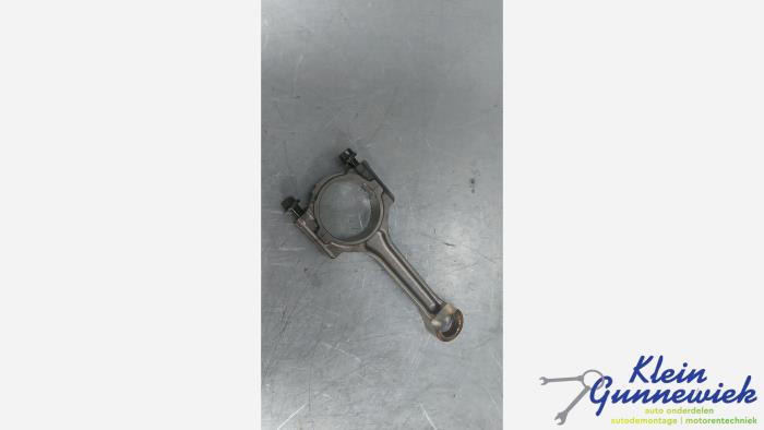 Używane Korbowód Opel Astra Cena € 34,00 Procedura marży oferowane przez Klein Gunnewiek Autodemontage & Motorentechniek