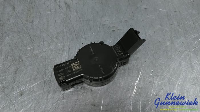Begagnade Regnsensor Mercedes A-Klasse Pris € 45,00 Marginaltabell erbjuds av Klein Gunnewiek Autodemontage & Motorentechniek