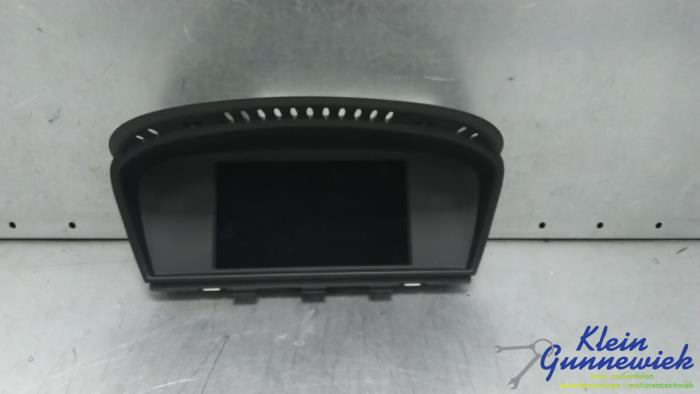 Begagnade Innerdisplay BMW 3-Serie Pris € 125,00 Marginaltabell erbjuds av Klein Gunnewiek Autodemontage & Motorentechniek
