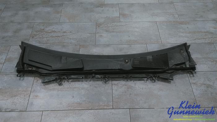 Używane Parawan Mercedes A-Klasse Cena € 49,00 Procedura marży oferowane przez Klein Gunnewiek Autodemontage & Motorentechniek