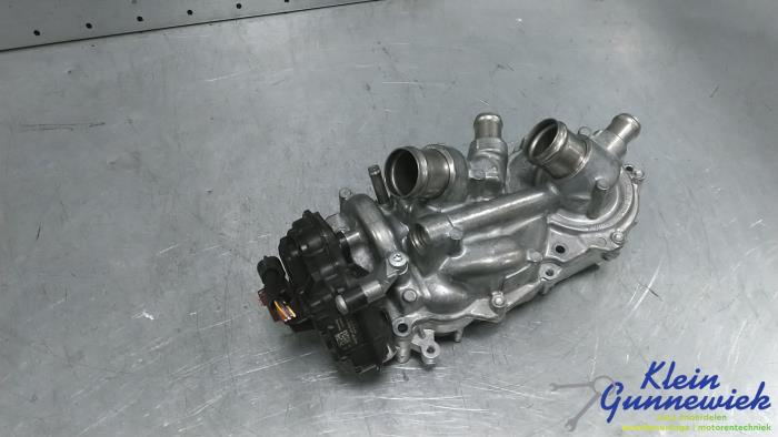 Begagnade Vattenpump Volkswagen Tiguan Pris € 70,00 Marginaltabell erbjuds av Klein Gunnewiek Autodemontage & Motorentechniek
