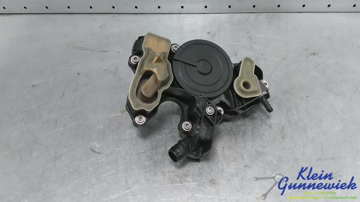 Usagé Ventilation carter Volkswagen Passat Prix € 35,00 Règlement à la marge proposé par Klein Gunnewiek Autodemontage & Motorentechniek