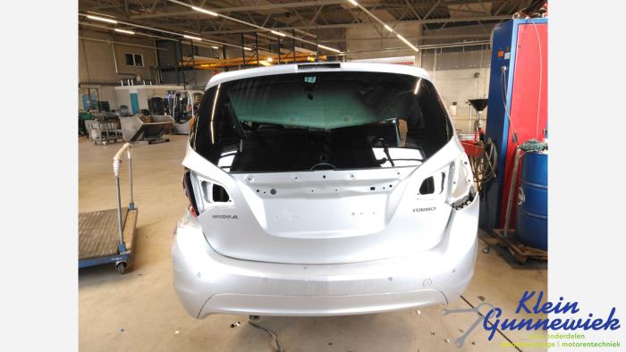 Begagnade Baklucka Opel Meriva Pris € 49,00 Marginaltabell erbjuds av Klein Gunnewiek Autodemontage & Motorentechniek