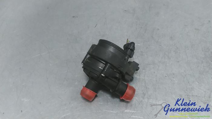 Begagnade Vattenpump Volkswagen Caddy Pris € 80,00 Marginaltabell erbjuds av Klein Gunnewiek Autodemontage & Motorentechniek