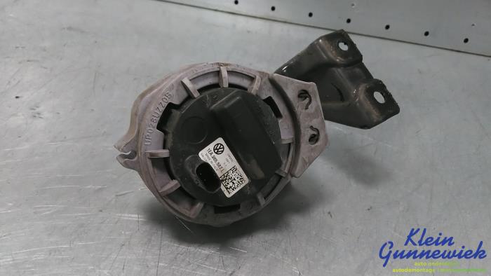 Używane Pompa wodna Volkswagen ID.3 Cena € 72,00 Procedura marży oferowane przez Klein Gunnewiek Autodemontage & Motorentechniek