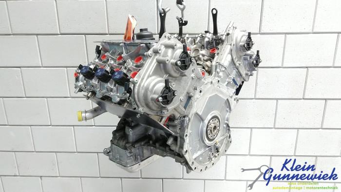 Używane Silnik Audi RS4 Cena € 8.950,00 Procedura marży oferowane przez Klein Gunnewiek Autodemontage & Motorentechniek