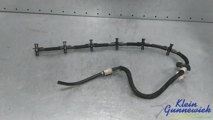 Używane Przewód paliwowy BMW 7-Serie Cena € 35,00 Procedura marży oferowane przez Klein Gunnewiek Autodemontage & Motorentechniek