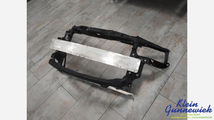 Begagnade Front Opel Corsa Pris € 112,00 Marginaltabell erbjuds av Klein Gunnewiek Autodemontage & Motorentechniek
