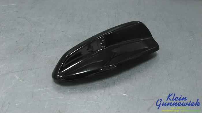 Używane Antena Volvo XC90 Cena € 20,00 Procedura marży oferowane przez Klein Gunnewiek Autodemontage & Motorentechniek