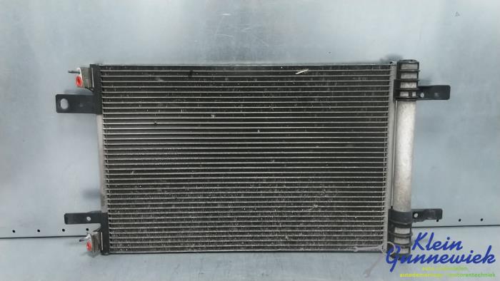 Gebrauchte Klima Kondensor Opel Vivaro Preis € 45,00 Margenregelung angeboten von Klein Gunnewiek Autodemontage & Motorentechniek