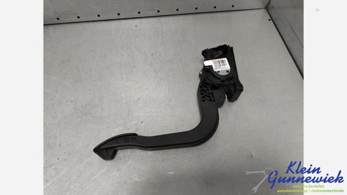 Begagnade Gaspedalsensor Opel Vivaro Pris € 45,00 Marginaltabell erbjuds av Klein Gunnewiek Autodemontage & Motorentechniek