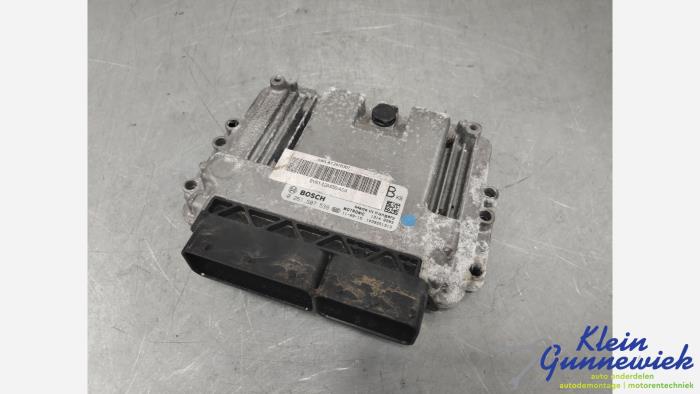 Used Injection computer Ford Focus Price € 208,00 Margin scheme offered by Klein Gunnewiek Autodemontage & Motorentechniek