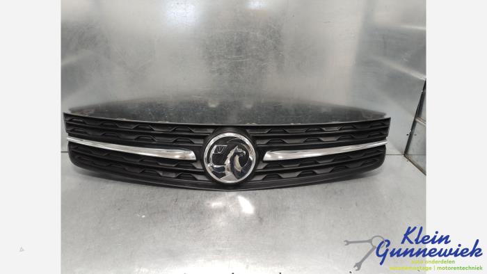 Begagnade Grill Opel Vivaro Pris € 125,00 Marginaltabell erbjuds av Klein Gunnewiek Autodemontage & Motorentechniek