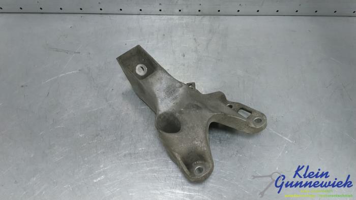 Used Engine mount BMW X5 Price € 40,00 Margin scheme offered by Klein Gunnewiek Autodemontage & Motorentechniek