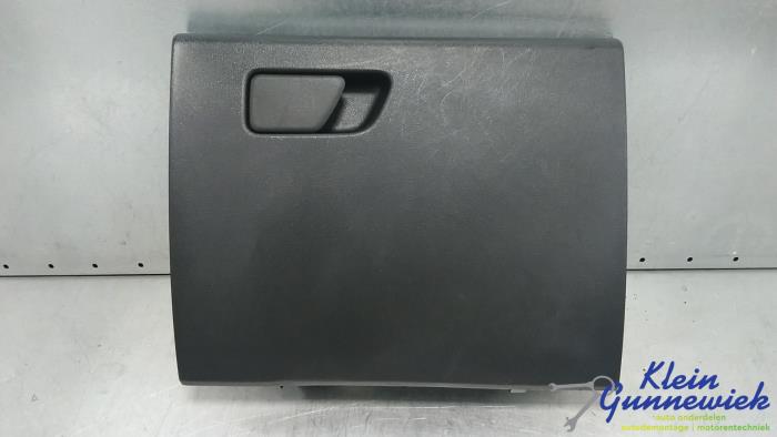 Begagnade Handskfack Ford Fiesta Pris € 30,00 Marginaltabell erbjuds av Klein Gunnewiek Autodemontage & Motorentechniek