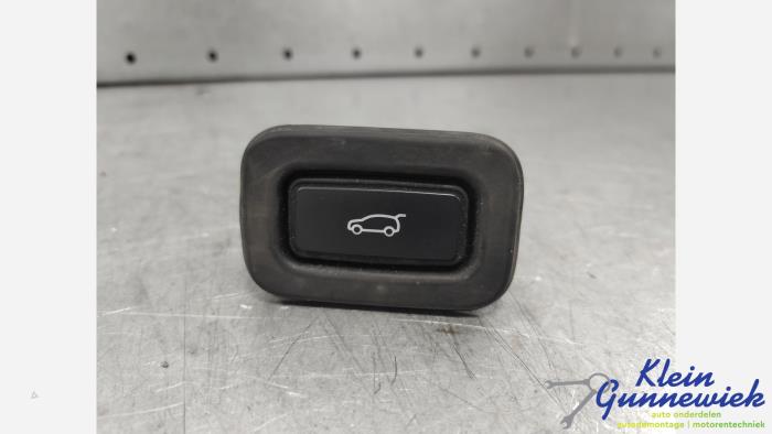 Usados Interruptor Landrover Discovery Precio € 20,00 Norma de margen ofrecido por Klein Gunnewiek Autodemontage & Motorentechniek