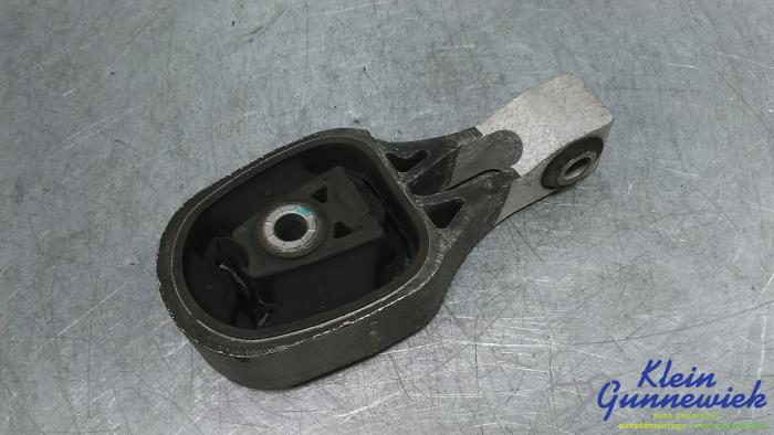 Used Engine mount Opel Corsa Price € 30,00 Margin scheme offered by Klein Gunnewiek Autodemontage & Motorentechniek