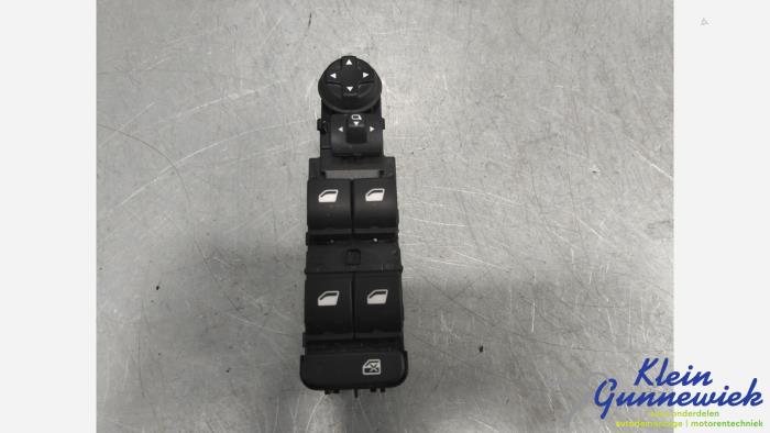 Usados Interruptor combinado de ventanillas Opel Mokka Precio € 49,00 Norma de margen ofrecido por Klein Gunnewiek Autodemontage & Motorentechniek